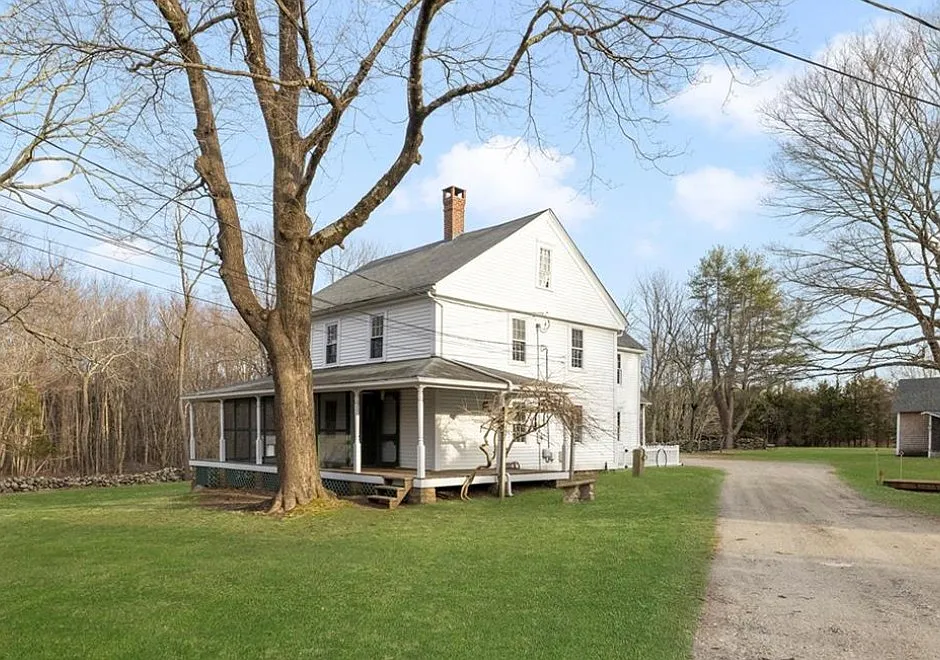 4 bed, 2894 sqft, $4,000 — Photo 3