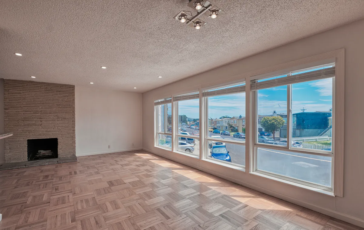 Building Photo - 330 Higate Dr