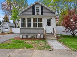 129 Maple St, Attleboro, MA 02703