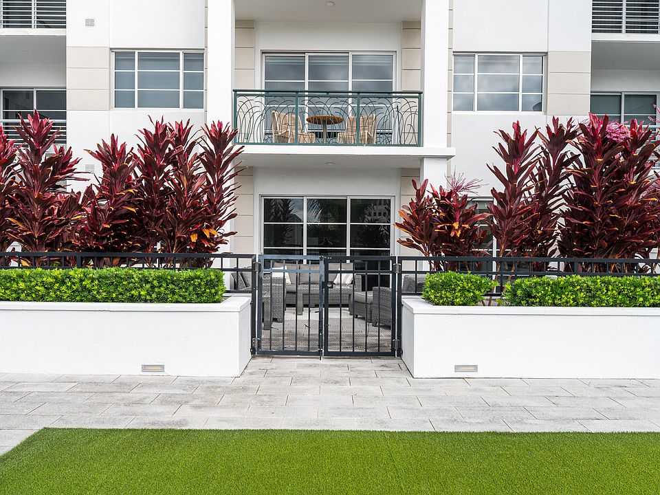 1st image of 155 E Boca Raton Road #418