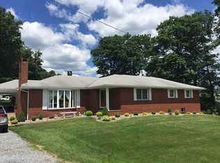 471 Moser Rd, Altoona, PA 16601