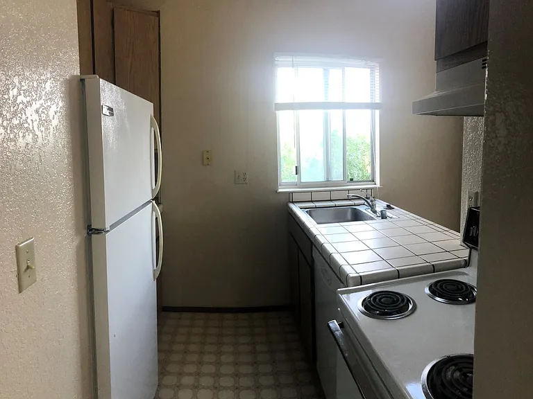 700 David Ave — Photo 13