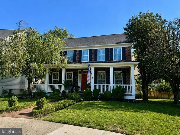 25484 Heathfield Cir, Chantilly, VA 20152