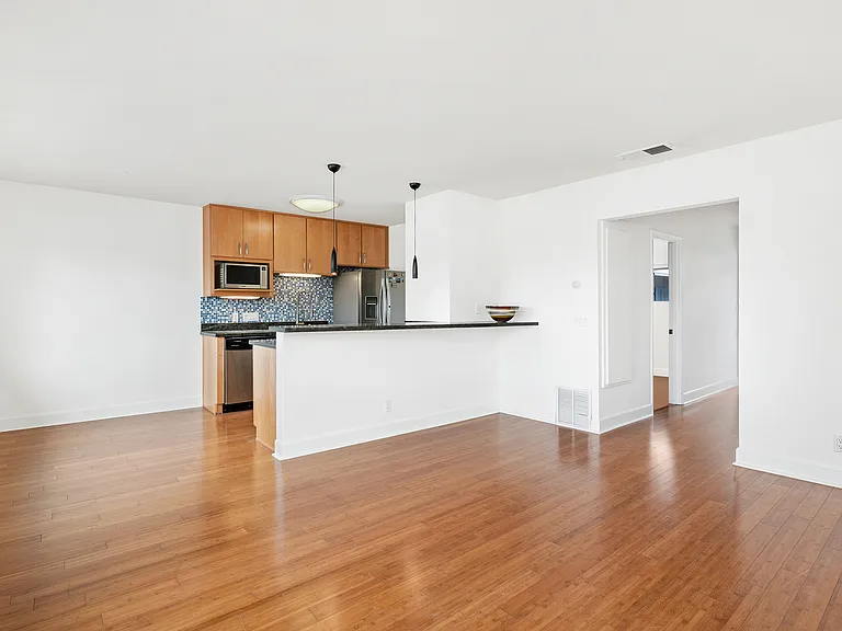 3907 Georgia St #21 — Photo 4
