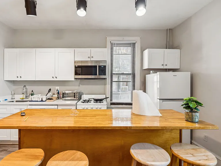 3310 Hamilton St #3 — Photo 7