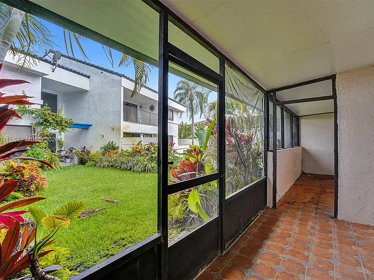 21300 San Simeon Way #P6 — Photo 19
