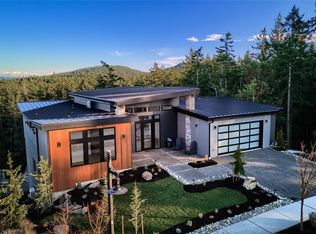 3944 Rock Ridge Pkwy, Anacortes, WA 98221