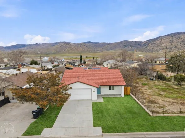 321 E I St, Tehachapi, CA 93561
