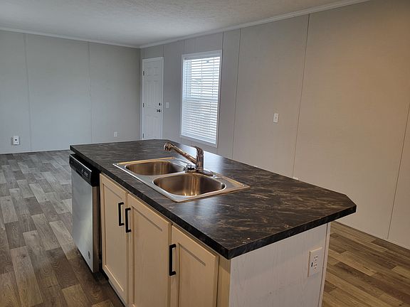 3rd image of 38128 Ducharme Dr