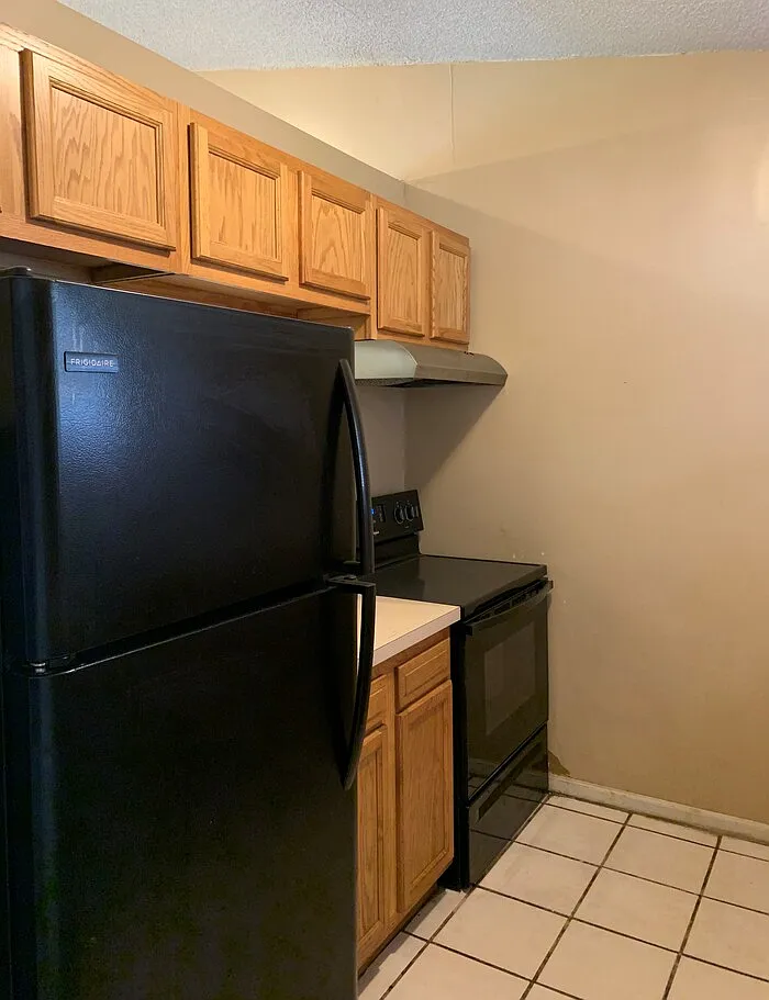 2 bed, 2.0 bath, $1,100 — Photo 2