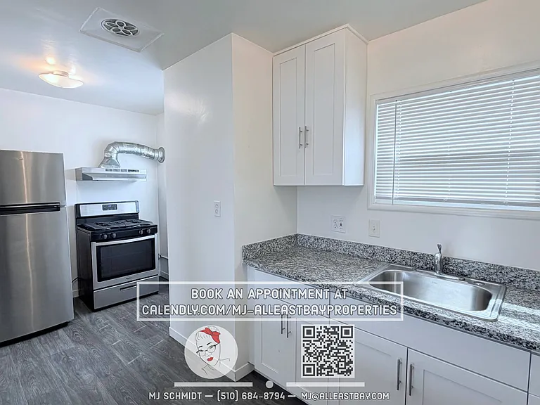 1046 63rd St #C — Photo 2