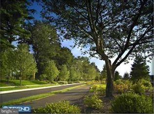 1102 Parkview Dr, Haverford, PA 19041