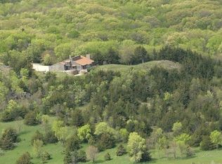 163 Crestview Dr, Yankton, SD 57078