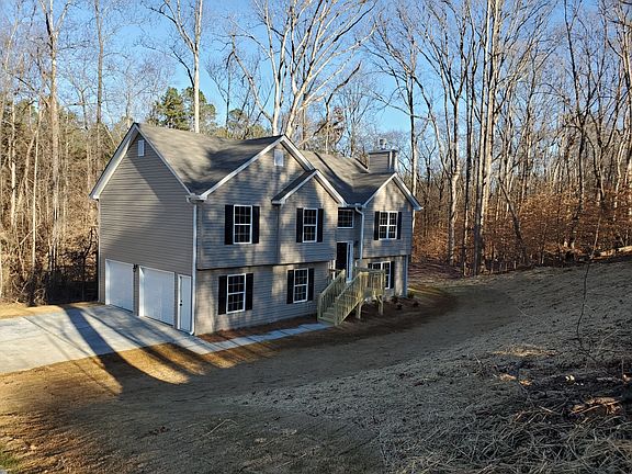 2nd image of 5504 Hawthorn Dr