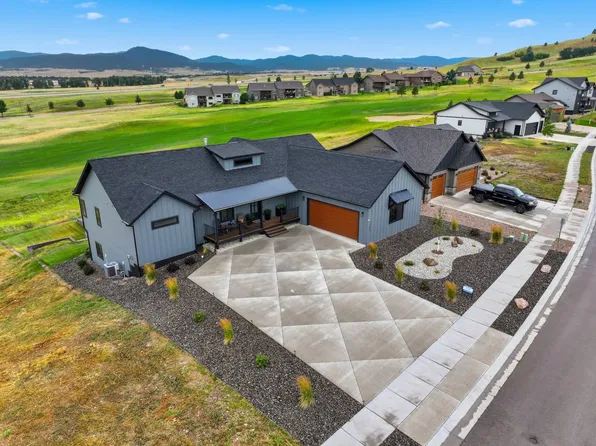 7753 Brooks Loop, Spearfish, SD 57783
