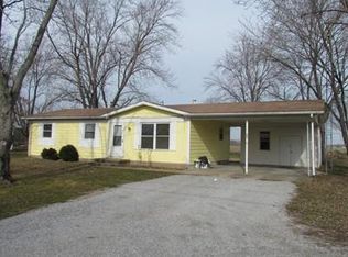 393 Ava Rd, Murphysboro, IL 62966