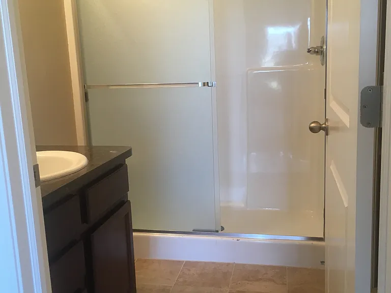 23001 Parkview Dr — Photo 8