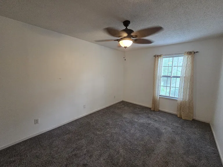 35086 Whispering Oaks Blvd — Photo 20