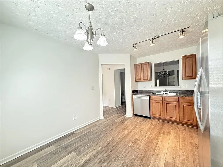 3516 Waldrop Trl — Photo 9