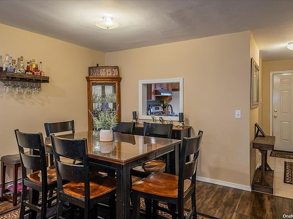 5th image of 18 Glen Hollow Dr APT F4