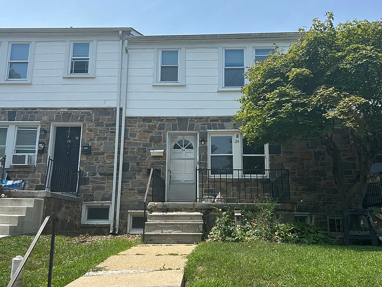 24 Enjay Ave — Photo 6