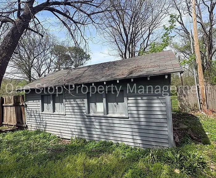 721 S Brookside Ave — Photo 24