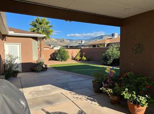 1016 La Bajada Dr, Alamogordo, NM 88310
