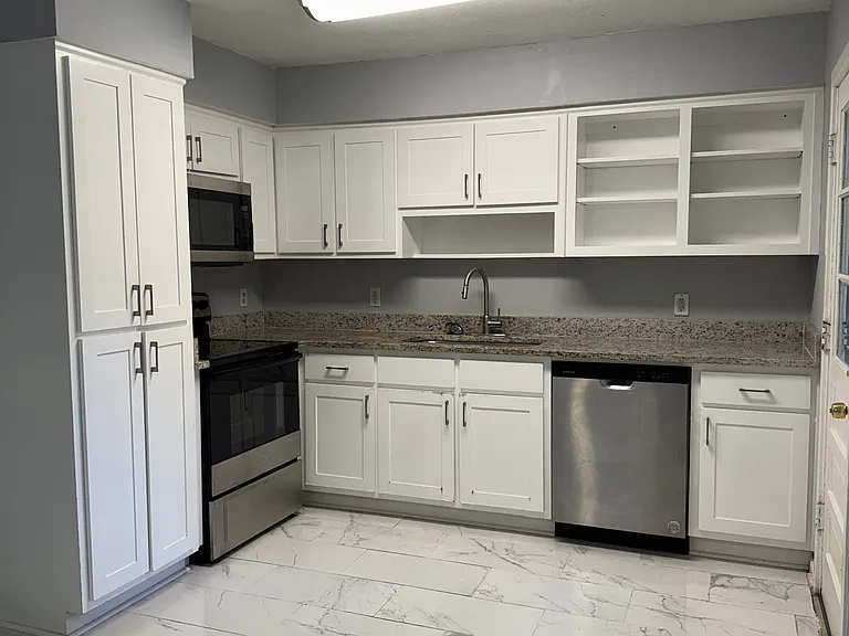 4807 Wellborn Dr — Photo 3