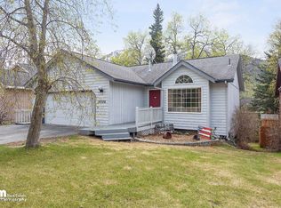 18700 Danny Dr, Eagle River, AK 99577