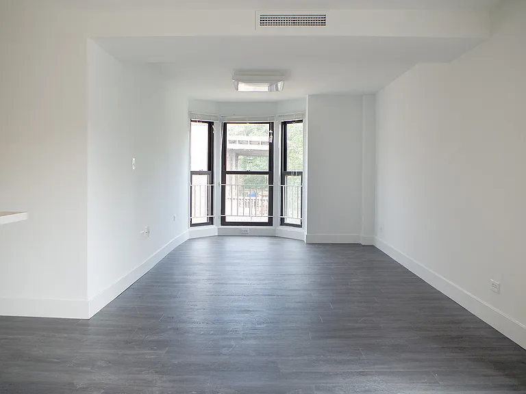 Dining/Living room