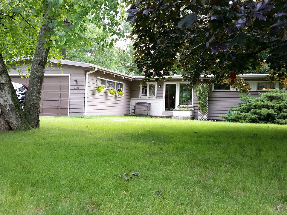 1st image of 5633 S 106th St