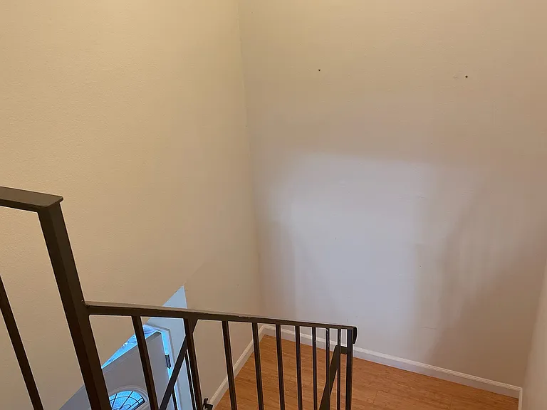 1806 Eastwood Ln — Photo 38
