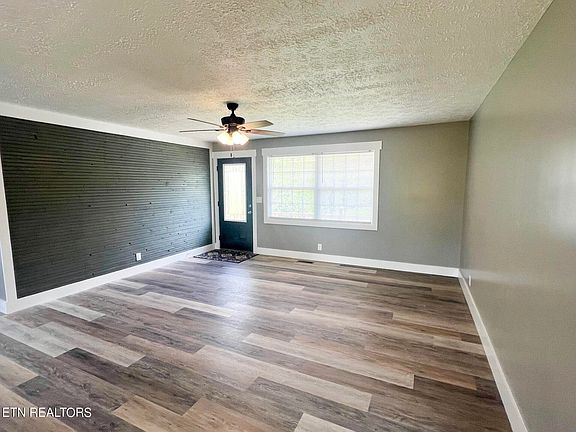 2nd image of 745 Hillcrest Dr