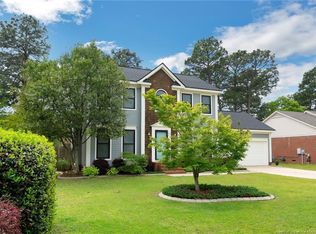 401 Larchmont Rd, Fayetteville, NC 28311