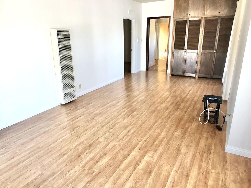 1st image of 2440 E 3rd St #2442
