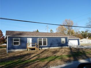 1121 Oakwood Ave, Danville, IL 61832