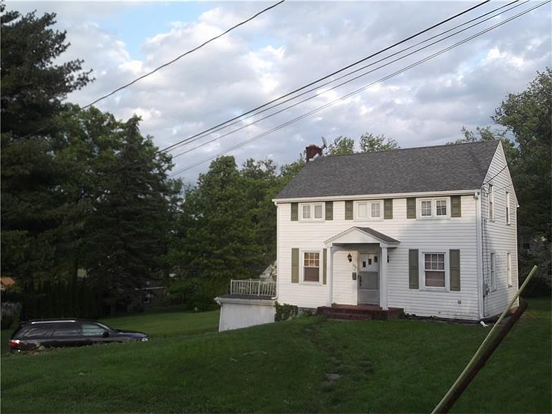 1st image of 204 Orchard Ave