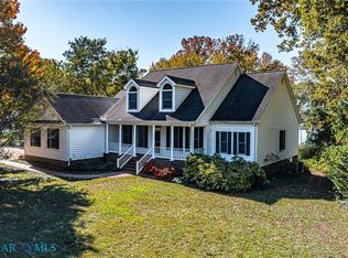 50 Cedardale Ln, Irvington, VA 22480