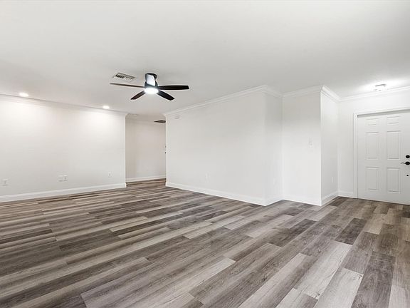 2nd image of 2164 Shilo St