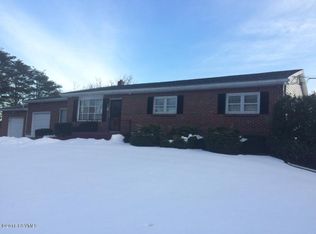 10 Bloom St, Elysburg, PA