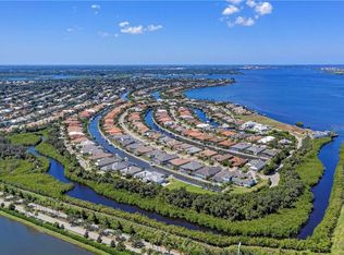 680 Regatta Way, Bradenton, FL 34208