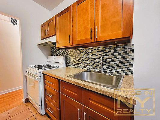 2nd image of 8447 118th St APT 3E
