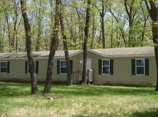 2352 De Baker Rd, Muskegon, MI 49442