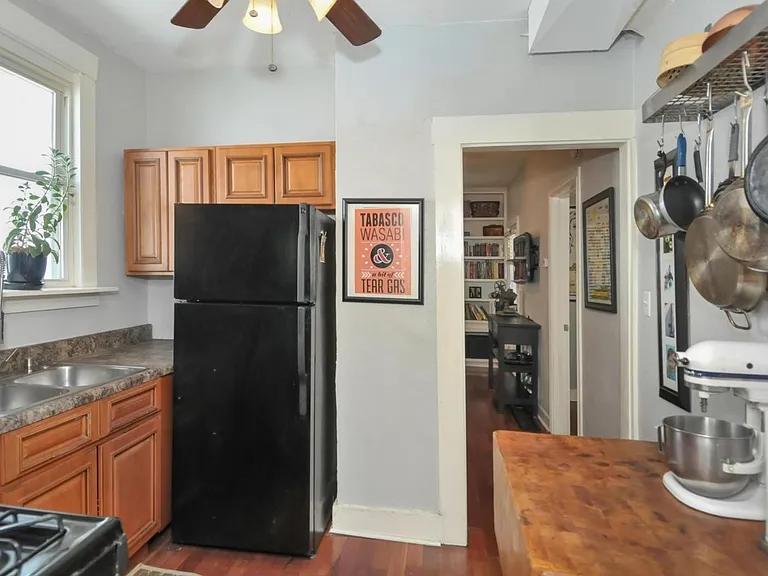 2226 S Shelby St — Photo 6