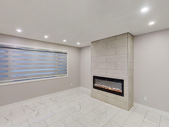 5th image of 16510 83rd Ave NW
