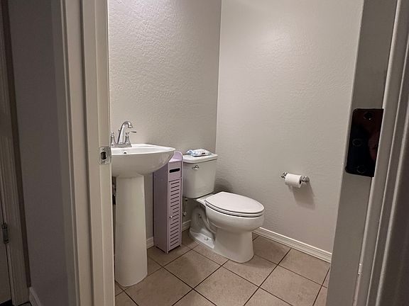 5th image of 18348 W Becker Ln