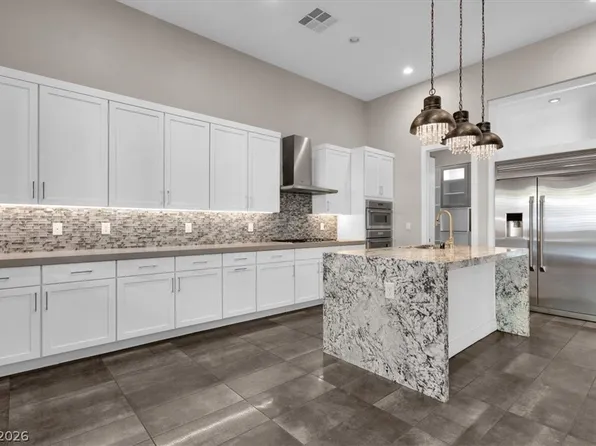 12374 Skyracer Dr, Las Vegas, NV 89138
