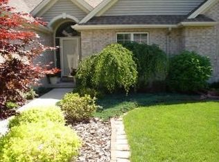 2277 Emeraldwood Trl, Flushing, MI 48433