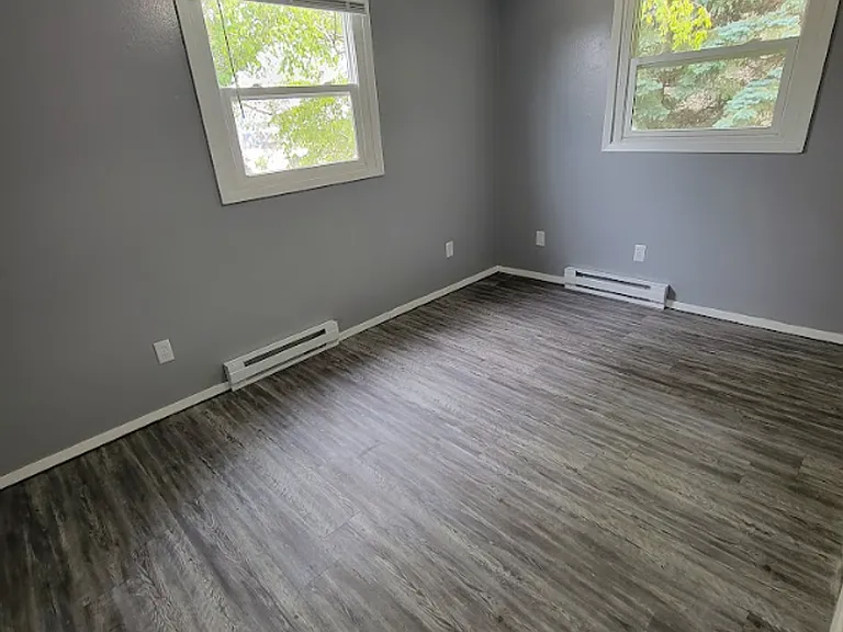 1611 Freedom Rd — Photo 10