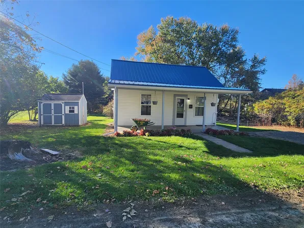 15 Merrill Ave, Union City, PA 16438